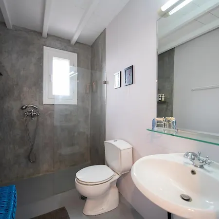 The Aegean 6 Bedroom Nearby The In Kanalia Area - By Hospirit *